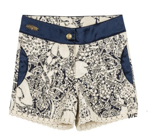 Загружен сначала в Репорт.
Потом перегружен в УТ11.1.
А потом и в УТ11.4.