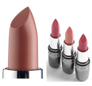 Загружен сначала в Репорт.
Потом перегружен в УТ11.1.
А потом и в УТ11.4.